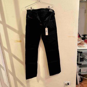 Diesel women's straight leg black jeans 31-32Long - NEW with tags!